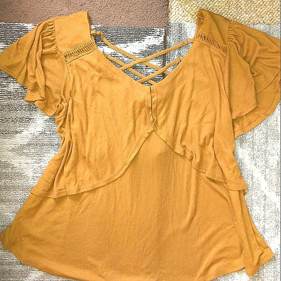 NWOT Women's MASSINI Ribbed Criss-cross Back Dressy Short Sleeve Top XL - Picture 2 of 13